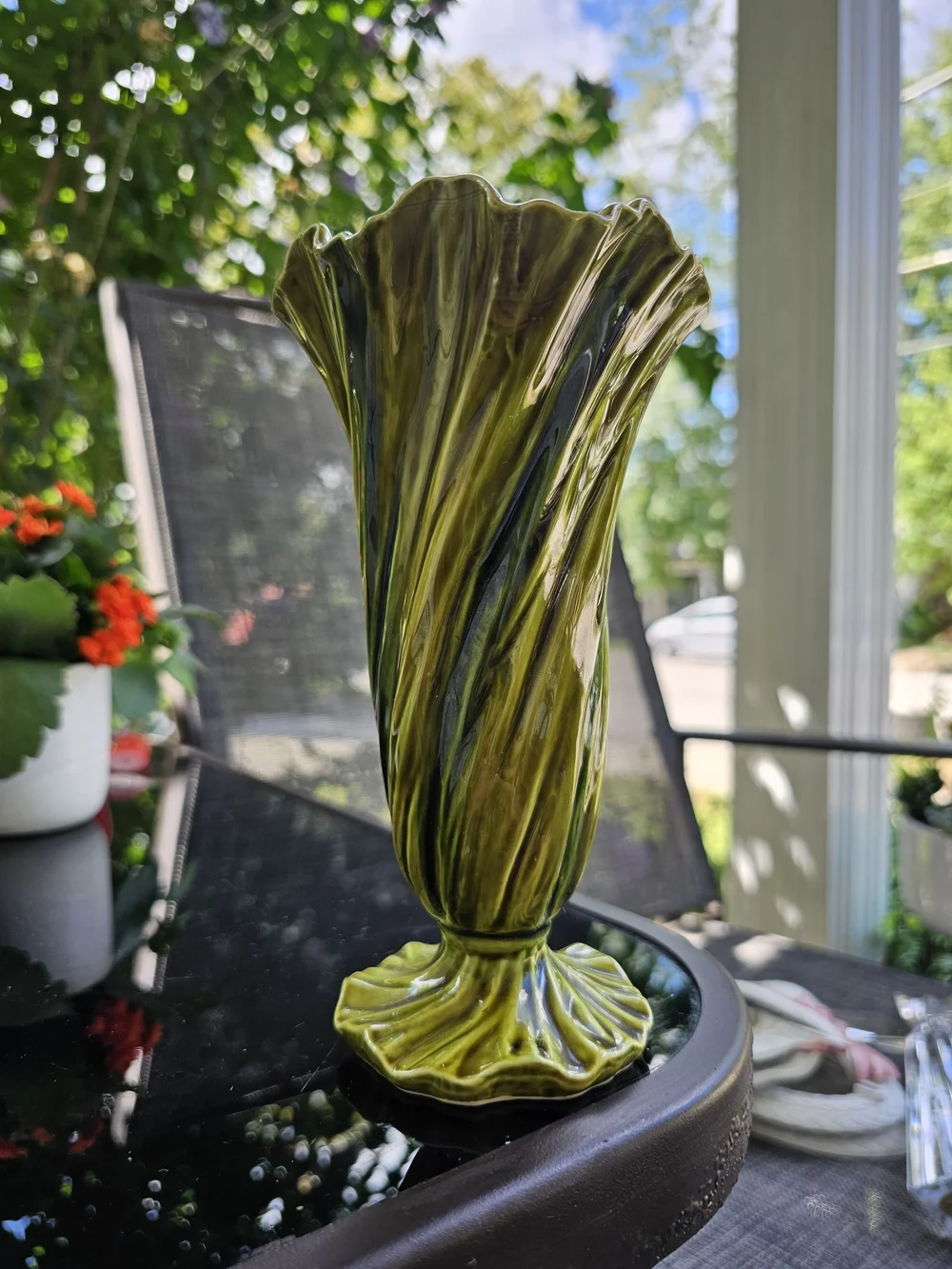 Vintage MCM Brody Sea Mist Green Swirl Ceramic Flower Vase Planter N-285
